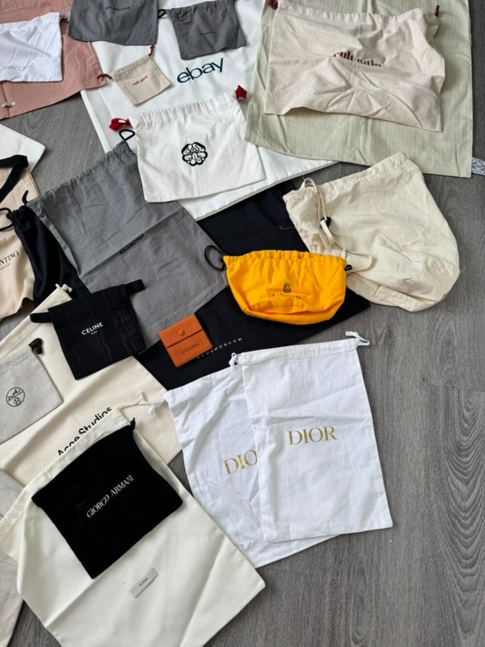 Luxury Dust Bags Bundle – Hermes, Dior, Valentino, LV, Celine, Balenciaga & more - Picture 8 of 8